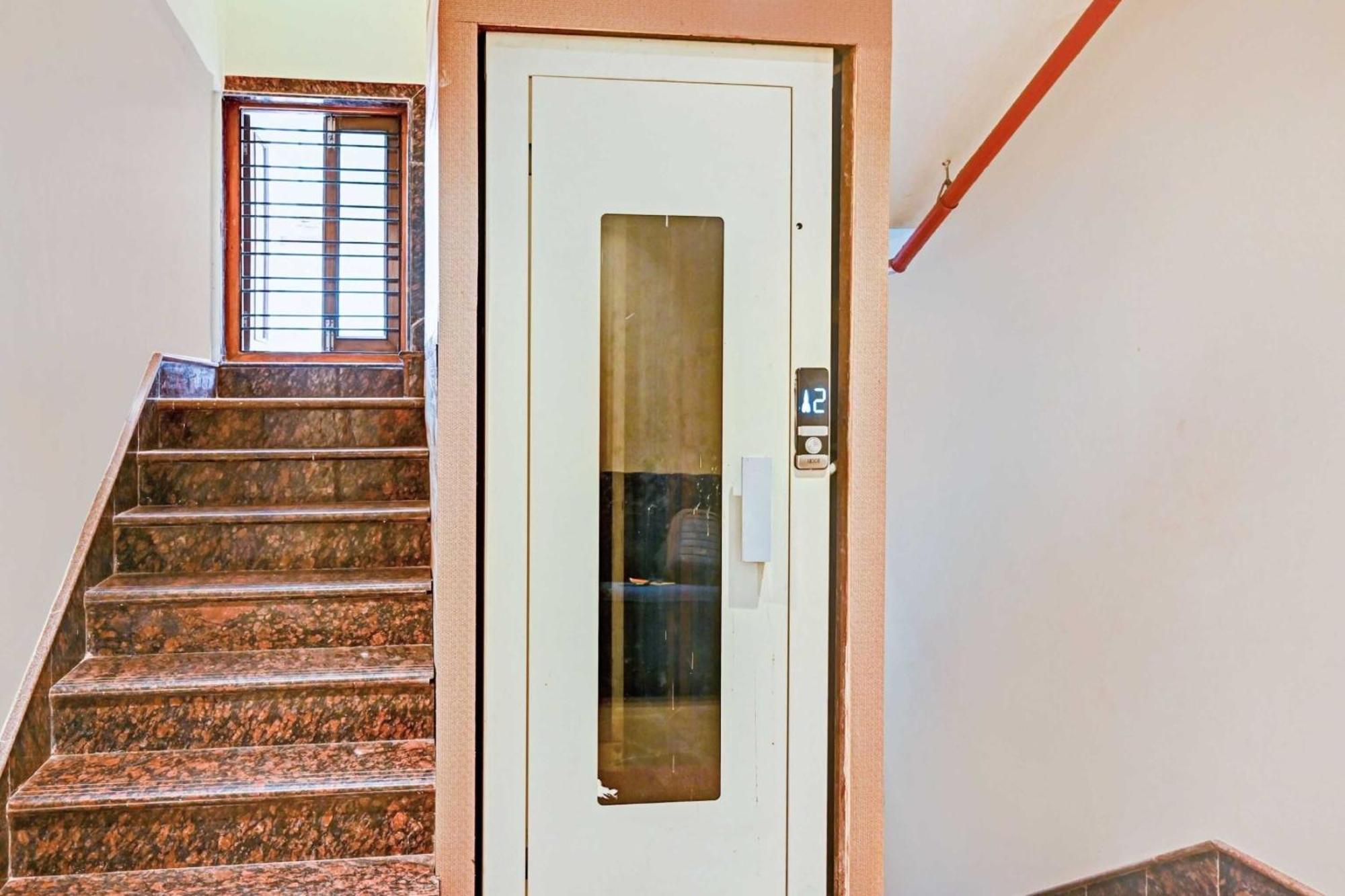 Collection O Vrindavan Calcuta Exterior foto